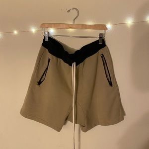 Fear of God Essentials